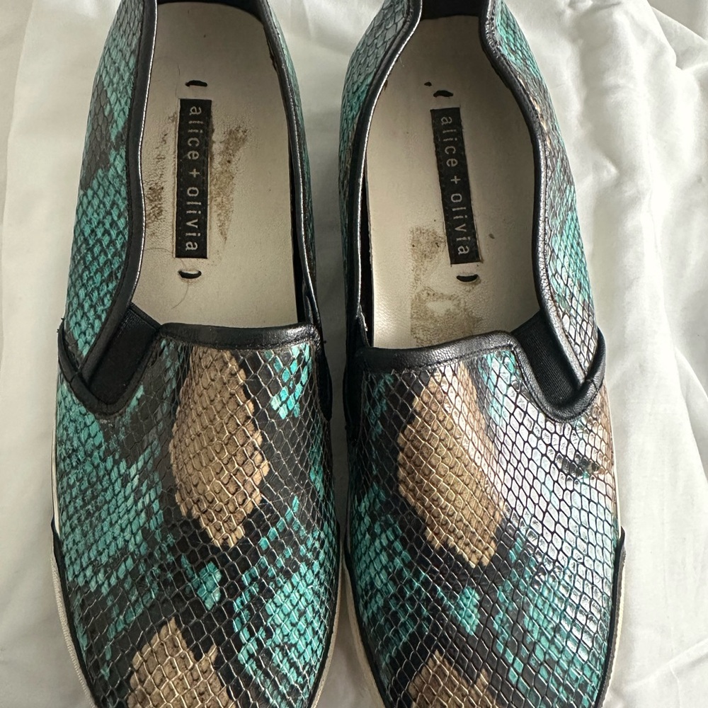 Alice + Olivia Snakeskin Slip-On Shoes 8.5